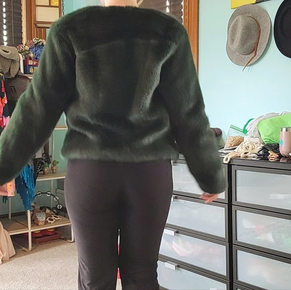 Green Faux Fur Coat - Picture 6 of 7